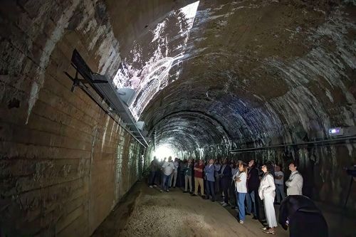 Buruaga inaugura la Vía Verde de La Engaña y la sitúa como el inicio de la transformación de los Valles Pasiegos